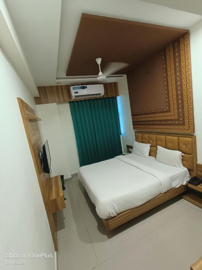 Hotel Asopalav جاندي نجر المظهر الخارجي الصورة