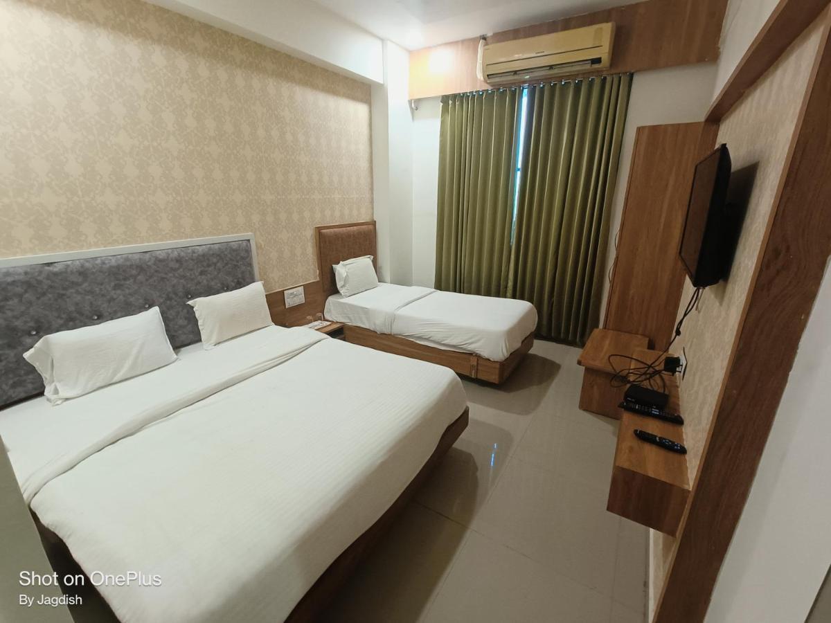 Hotel Asopalav جاندي نجر المظهر الخارجي الصورة