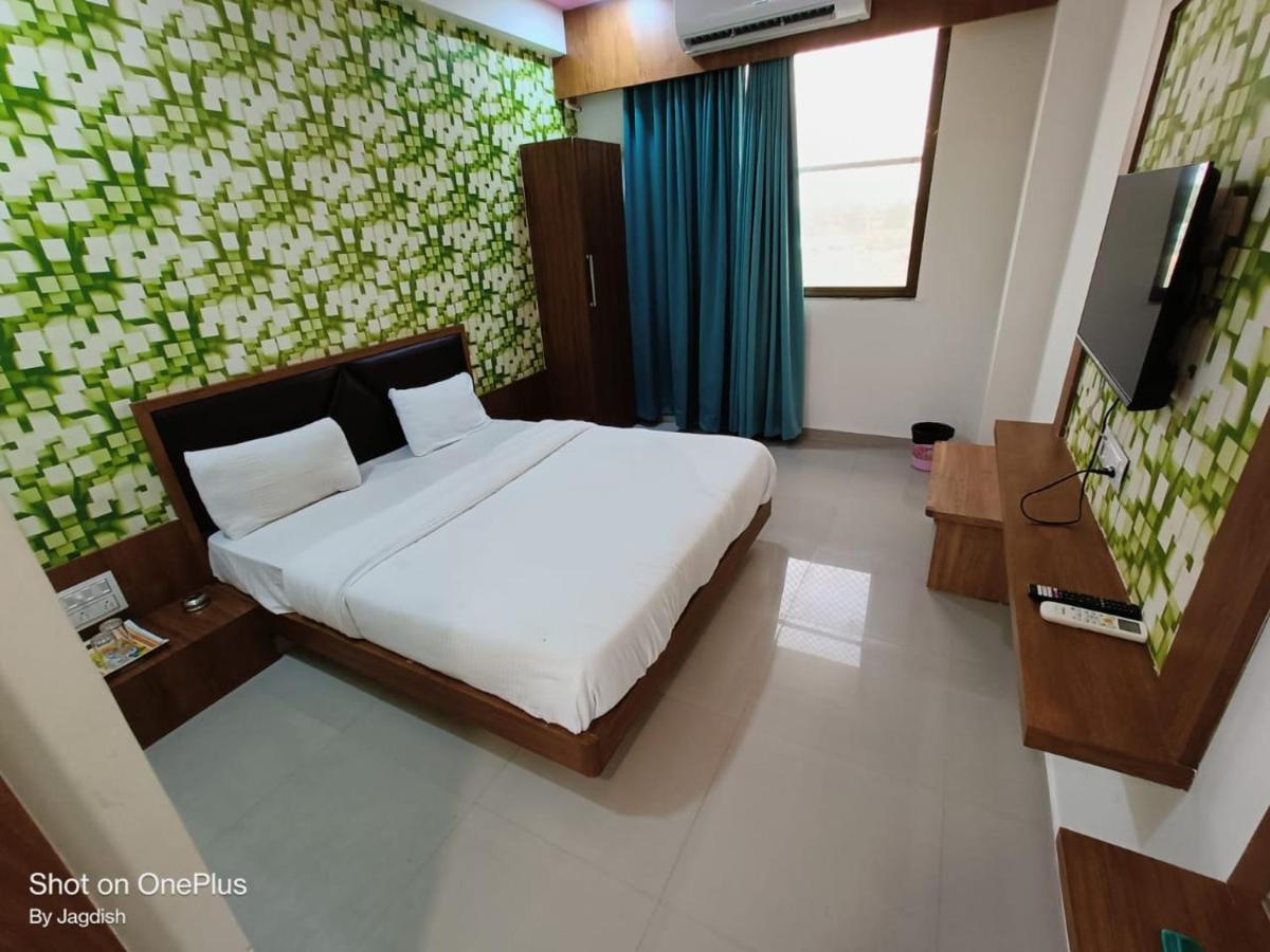 Hotel Asopalav جاندي نجر المظهر الخارجي الصورة